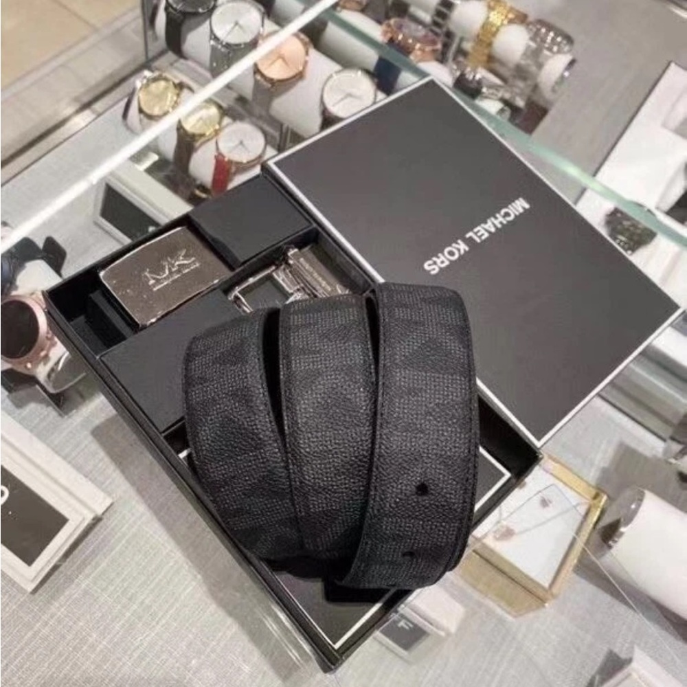 New Michael Kors Men's BELT Gift Set Reversible BLACK Signature MK PVC Leather